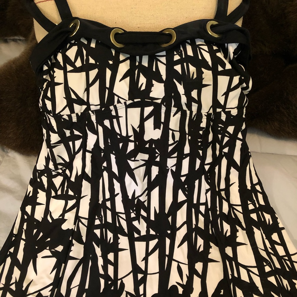 Venus Bathing suit top size 8